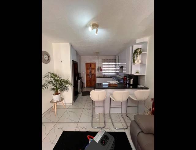 2 BEDROOM APARTMENT FOR SALE IN KARENPARK